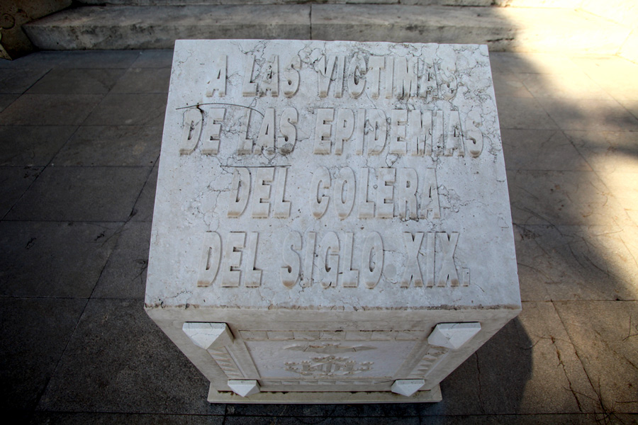 cruz-del-colera-cementerio-general-valencia-placa
