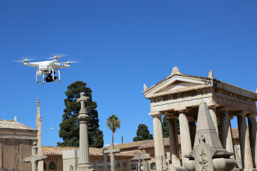 Drone en el Museo del Silencio, de JC media y el Cementerio General de Valencia