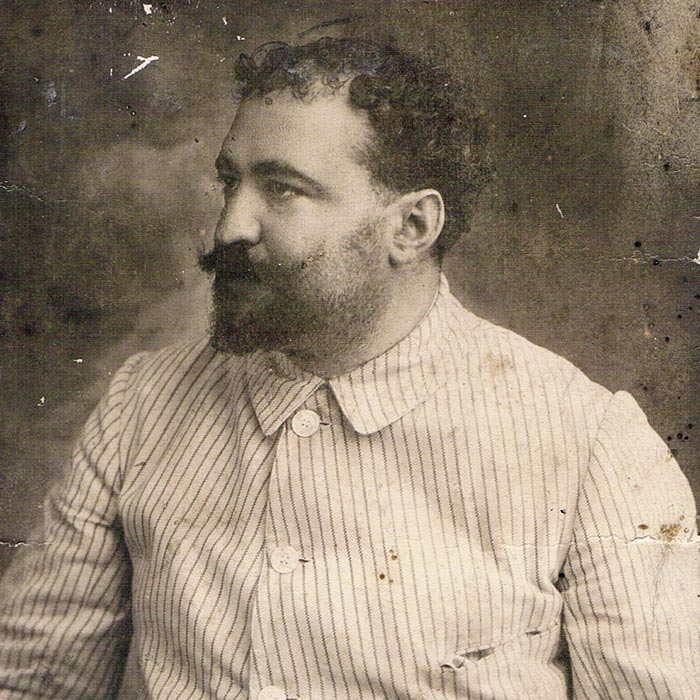 Retrato de Vicente Blasco Ibañez en el Museo del Silencio, de JC media.